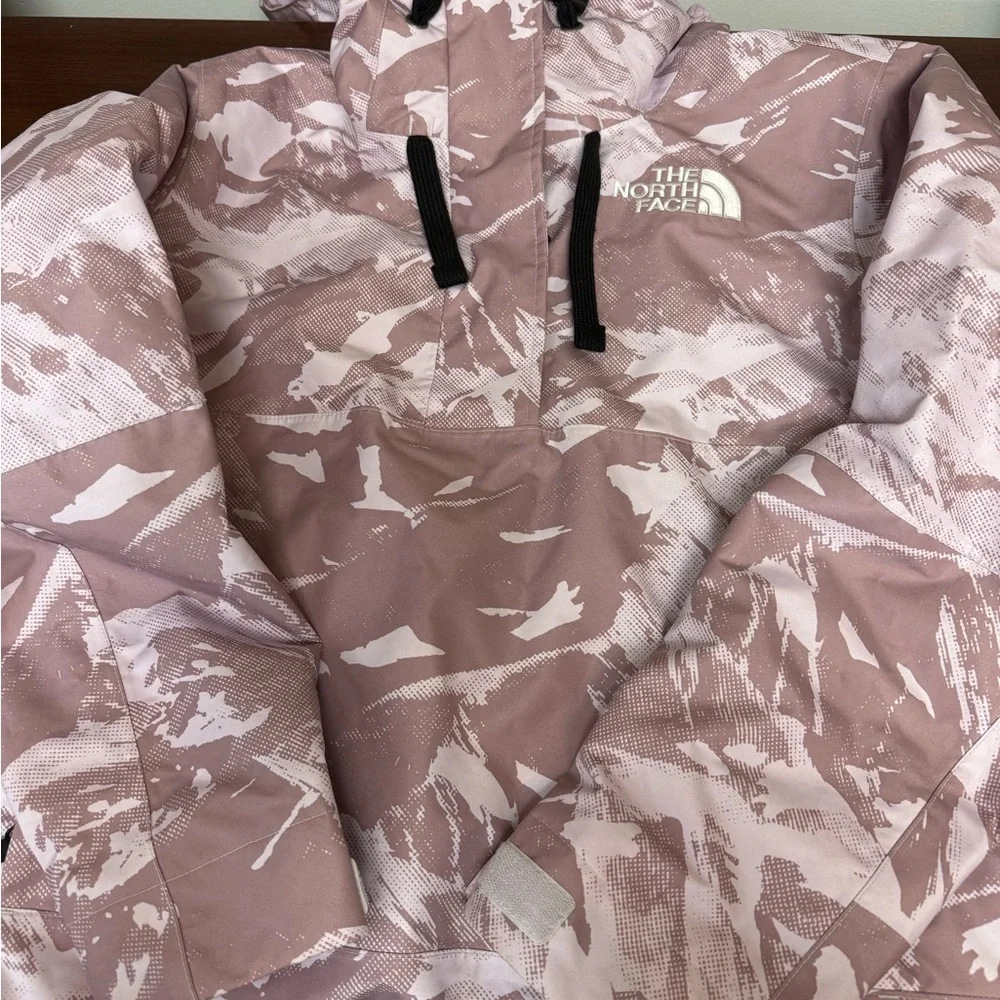 The North Face Women's Tanger Lavender Fog Ski Jacket - Picture 6 of 10